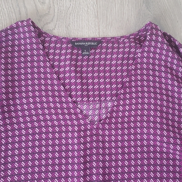 Banana Republic flare sleeve blouse - Picture 4 of 4